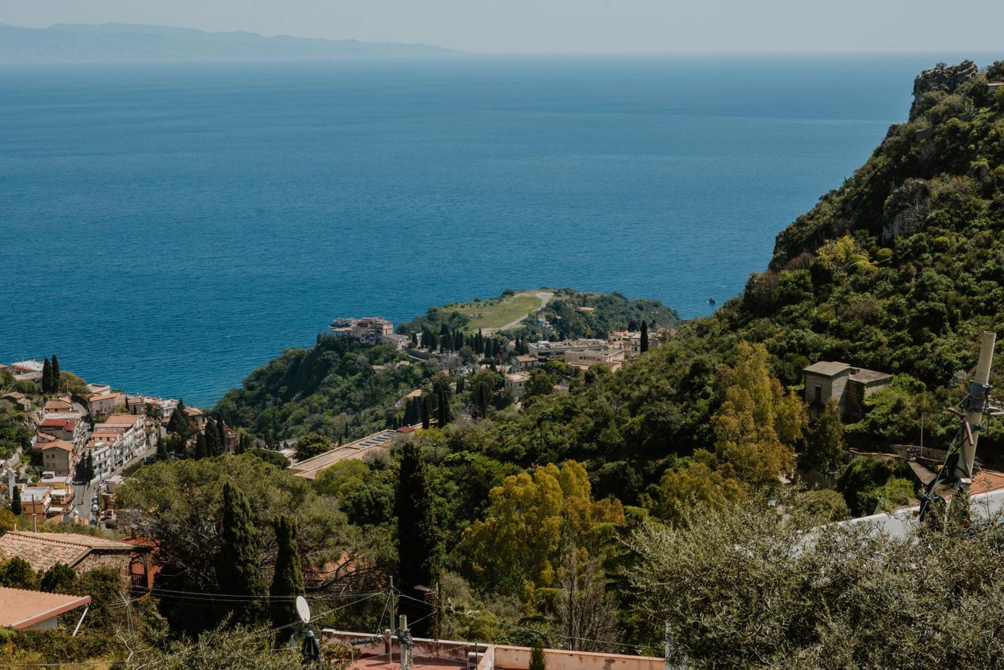 Villa Da Vinci Luxury Panoramic Apartments - Taormina Rooms Collection Exterior photo
